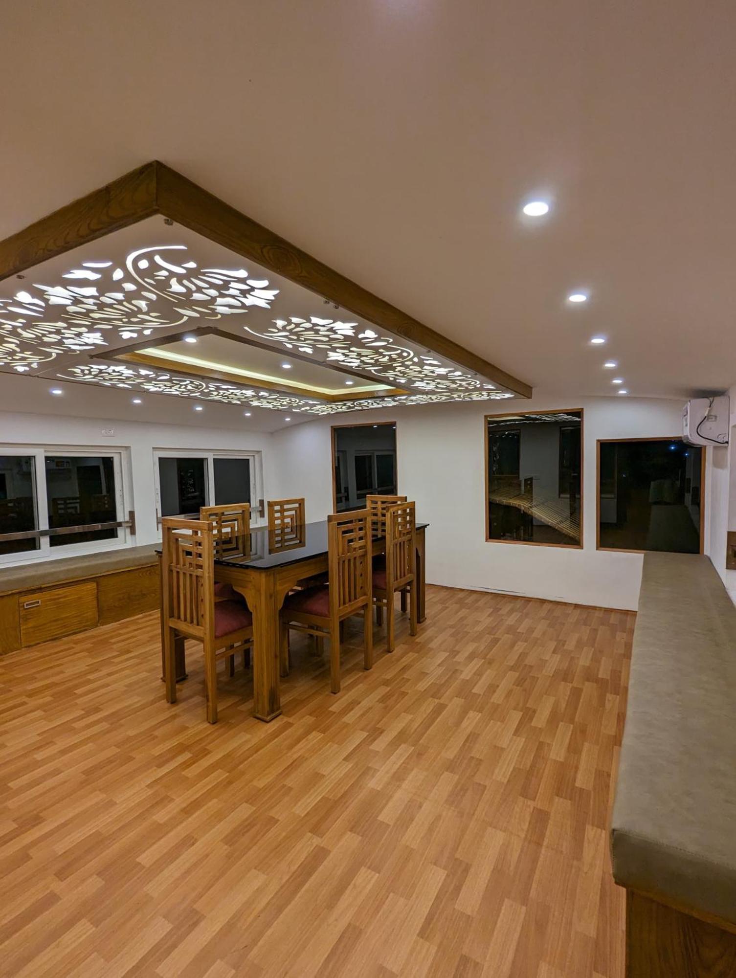 Grand Villa Houseboat Kumarakom Εξωτερικό φωτογραφία
